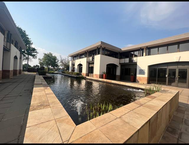 433M² OFFICE TO LET IN ILLOVO